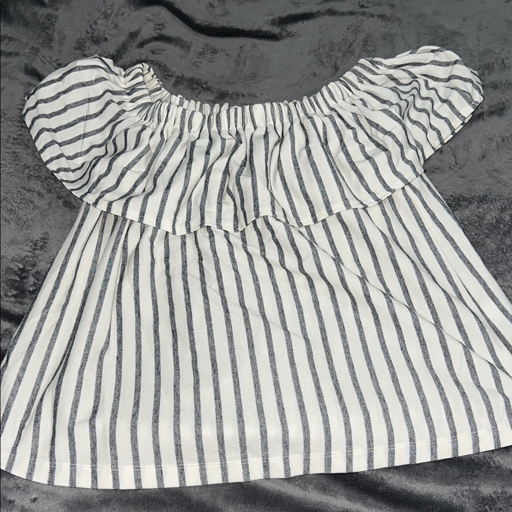 Banana Republic off the shoulder Striped Top